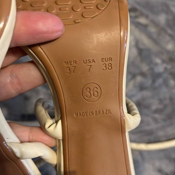 Di Valentini Cream Women's Strappy Sandals - Picture 5 of 8